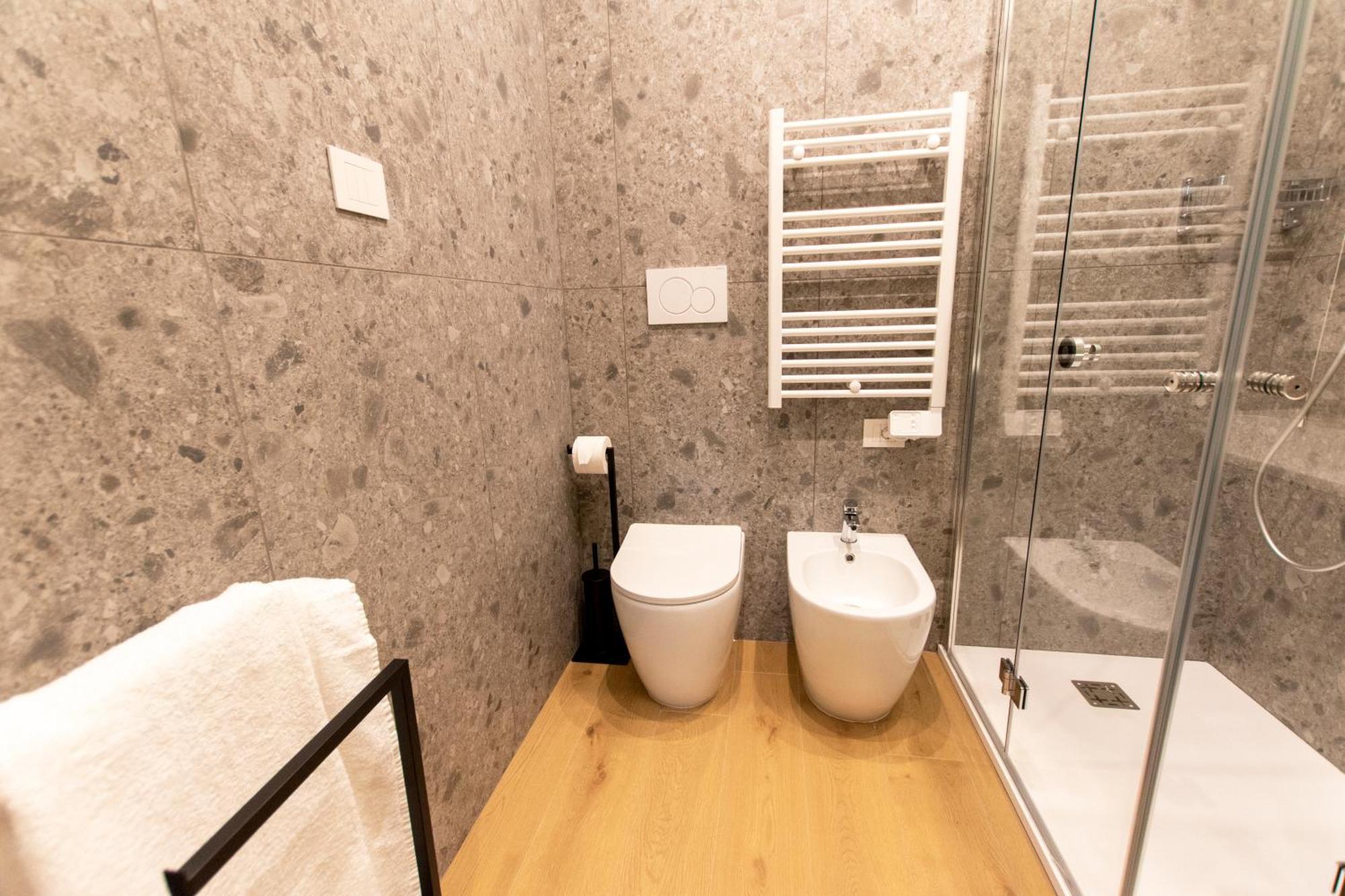Ihost Luxury-private Parking- Plana 1 Appartement
